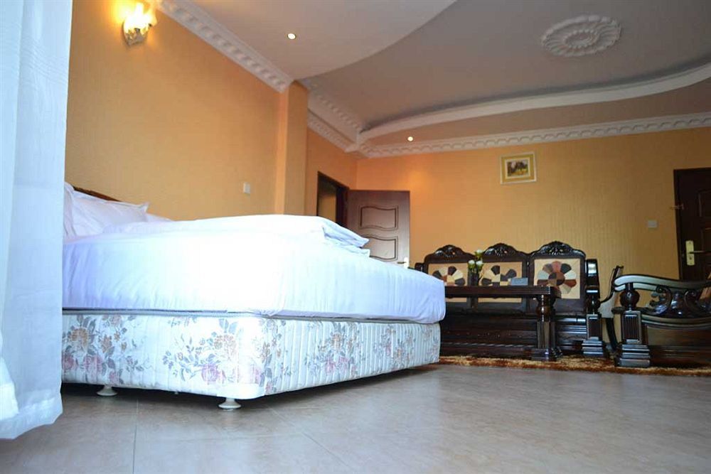 Biraj International Hotel Kampala Exterior photo